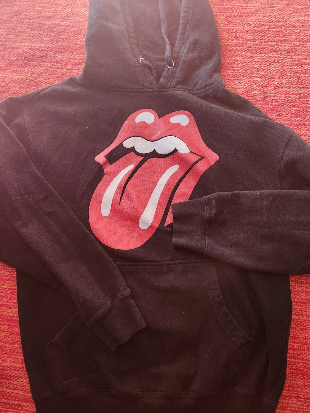 Vintage Rolling STONES  Red Graphic Tongue Logo - Picture 2 of 6